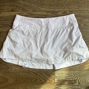 Lululemon light purple Pace Rival Mid-rise Skirt size 6 short length